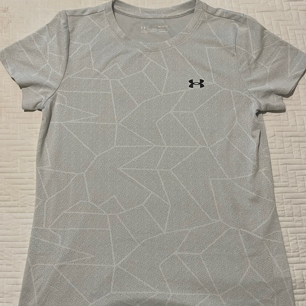 Under Armour Top